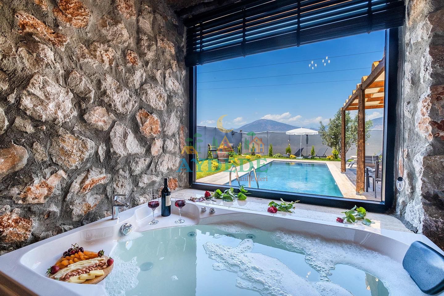 Jakuzili Villa Kiralama | Aydede Tatil Evleri